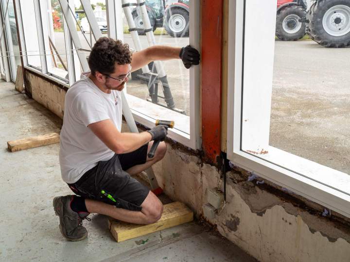 Installation de menuiseries extérieures alu, bois et PVC Dinan